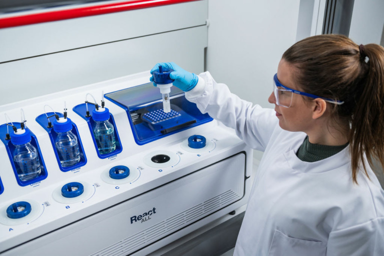Integrated automated Spincotech
